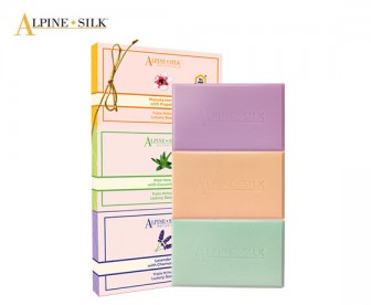 Alpine Silk 雅沛丝 香皂3件套 (薰衣草 40g+麦卢卡蜂蜜 40g+芦荟 40g) Alpine Silk 雅沛丝 香皂3件套 (薰衣草 40g+麦卢卡蜂蜜 40g+芦荟 40g)